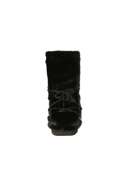 Nakiuk Seal Black Women